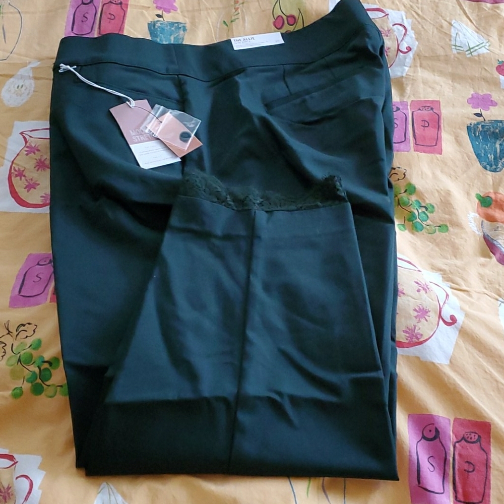 Ankle Pants